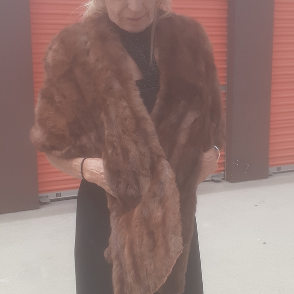 Mink stole - Picture 2 of 5